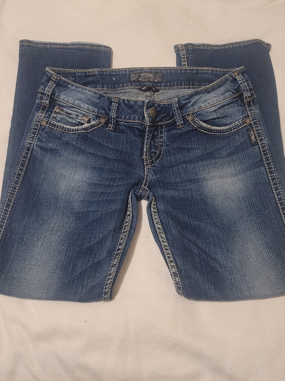 Silver Jeans Women's Boot Cut Jeans in Dark Blue Fade